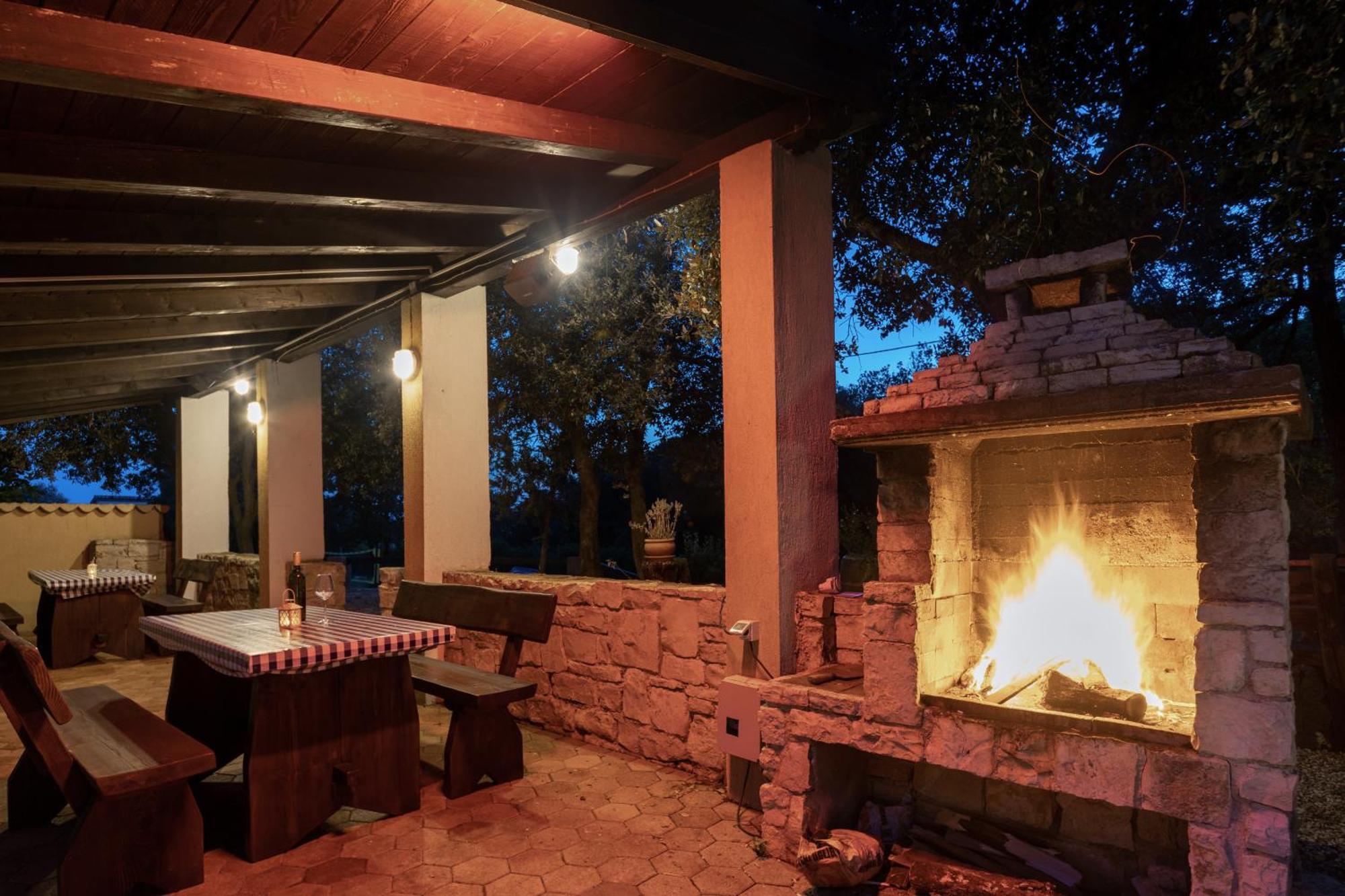 Guesthouse "Barboska" - Big Outdoor Swimming Pool & Private Tennis Court Vodnjan Luaran gambar