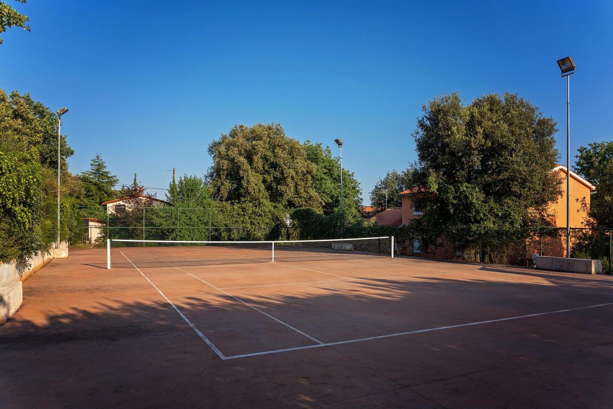 Guesthouse "Barboska" - Big Outdoor Swimming Pool & Private Tennis Court Vodnjan Luaran gambar