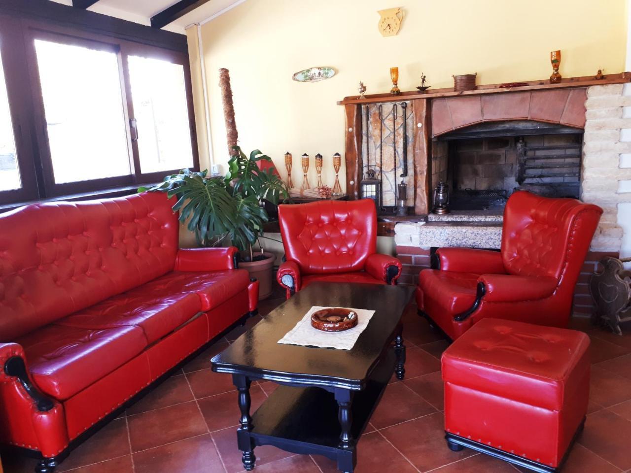 Guesthouse "Barboska" - Big Outdoor Swimming Pool & Private Tennis Court Vodnjan Luaran gambar