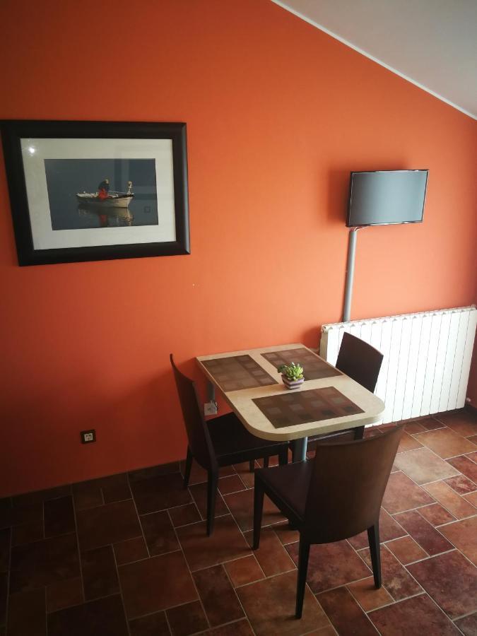 Guesthouse "Barboska" - Big Outdoor Swimming Pool & Private Tennis Court Vodnjan Luaran gambar